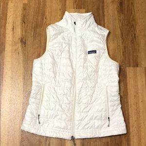 Women’s Patagonia white vest L